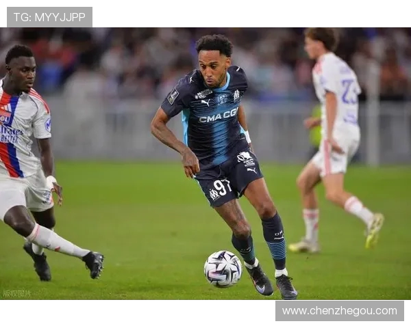 法甲里昂比赛中对节奏与控球的掌控能力